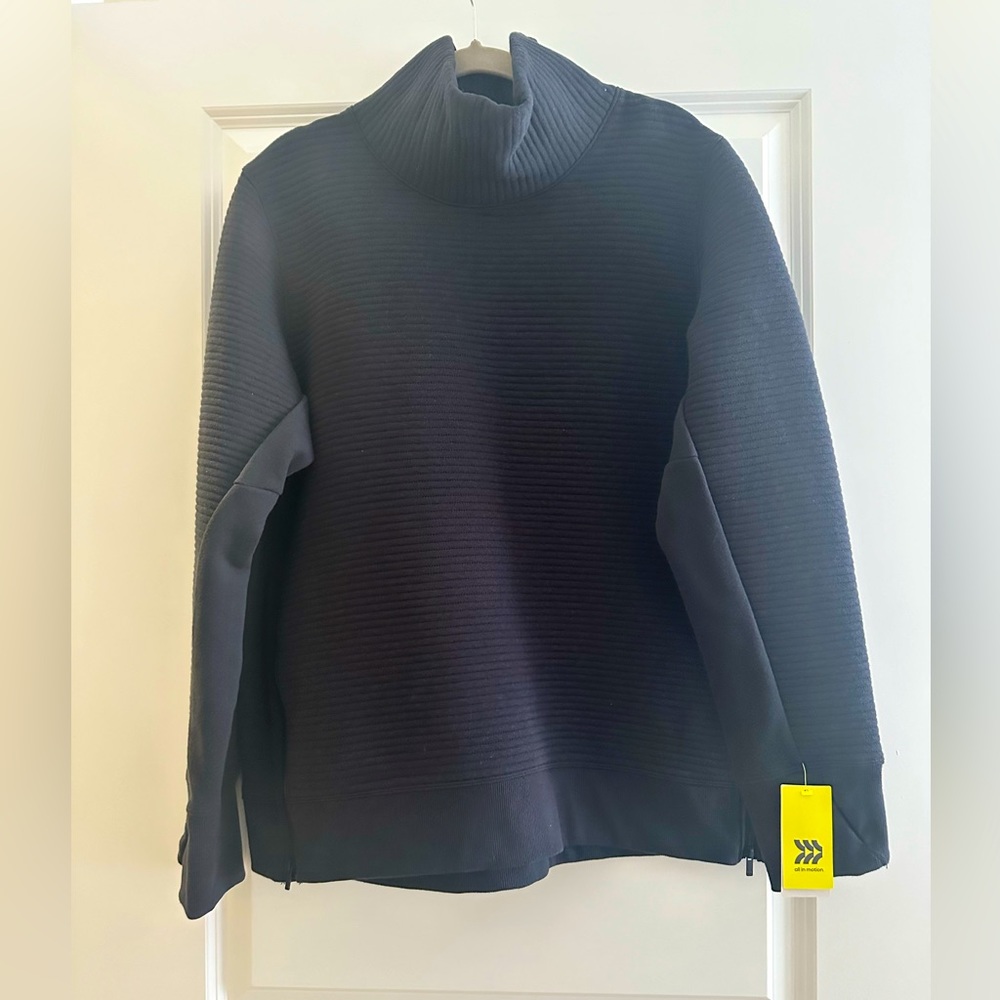 NWT All in Motion Quilted Pullover XXL